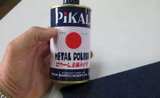 Becouse the tension is given to denim, it is strongly stretched. When denim loosens, it is not easy to strap.