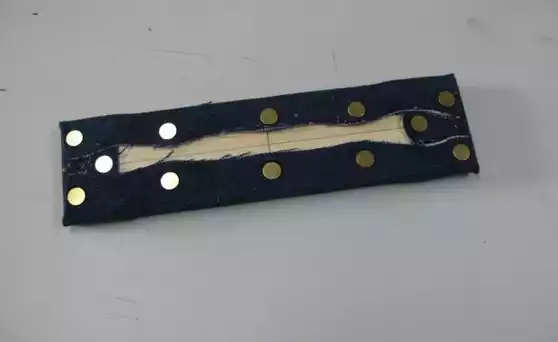 Only strap it 2-3 times to the same direction. The sharpness of your knife will be restored.