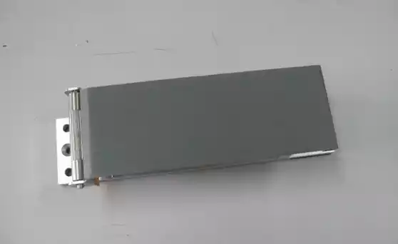 The surface smoothes very much when the tension is given to the sandpaper. The preparation is completed by this.